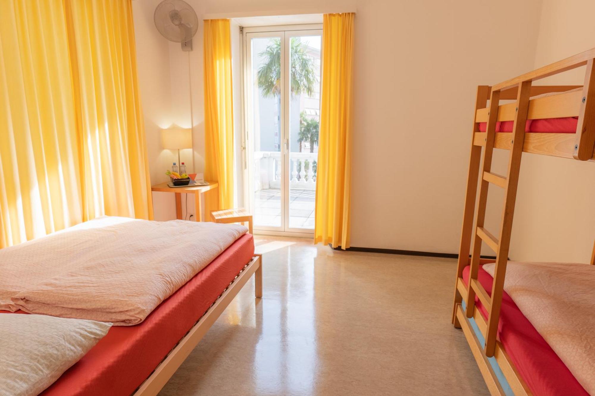 Locarno Youth Hostel Kültér fotó