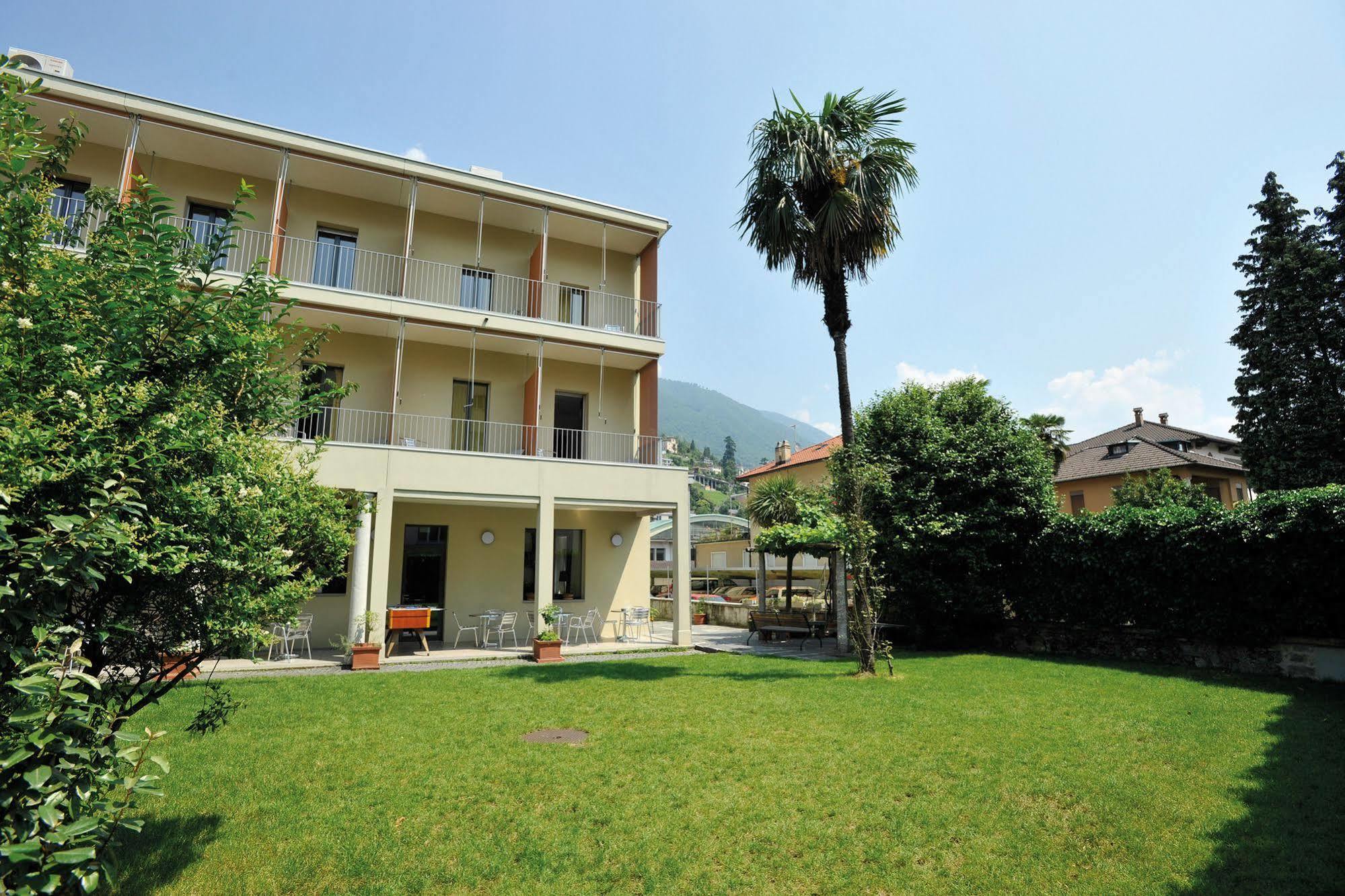 Locarno Youth Hostel Kültér fotó