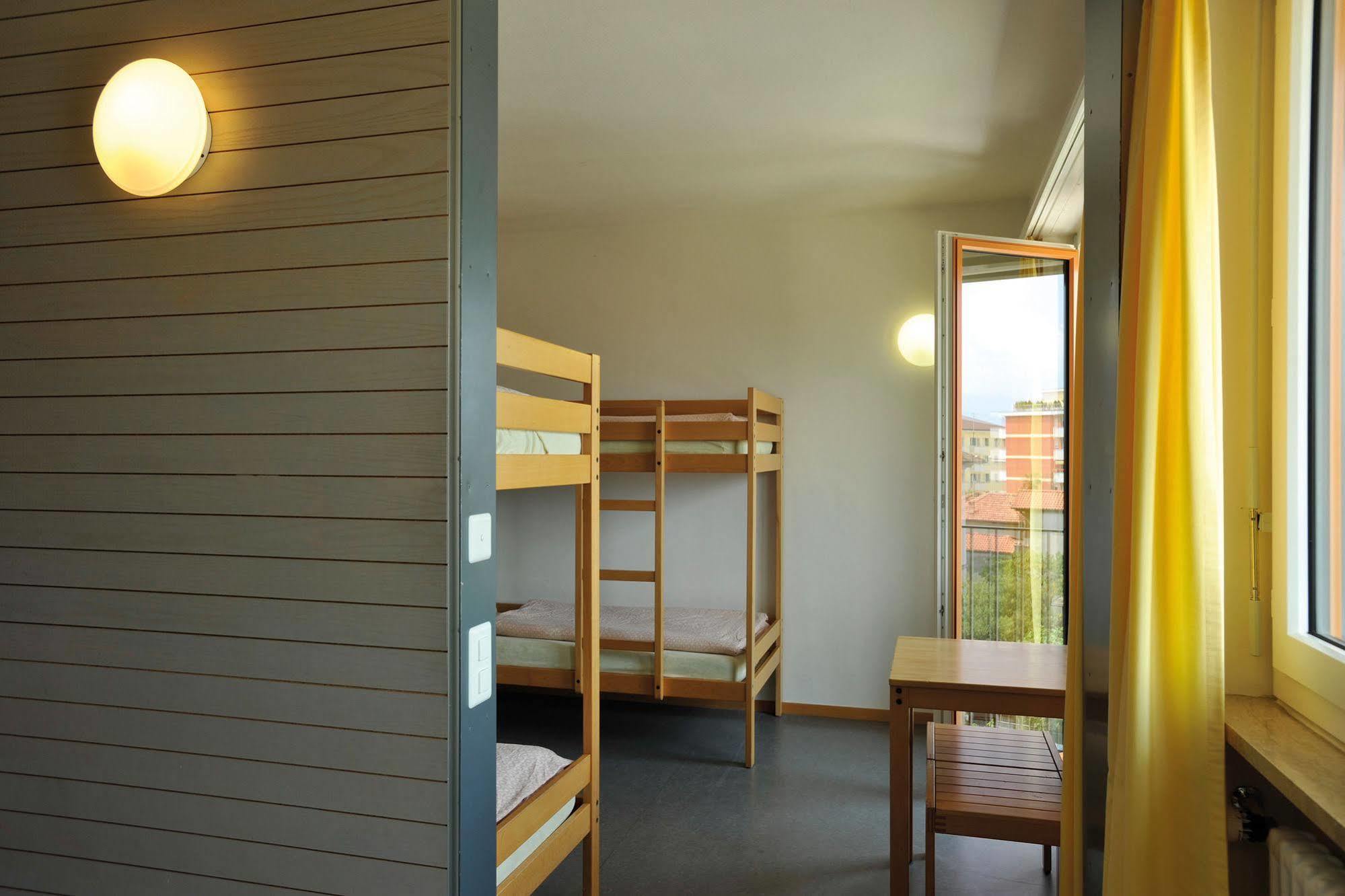 Locarno Youth Hostel Kültér fotó